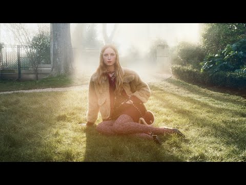 The Film of the CHANEL Fall-Winter 2022/23 Ready-to-Wear Collection Campaign - CHANEL