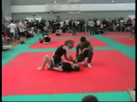 Keef Wood (Nova Vida, Huddersfield) U73kg beginner, Ground Control Beat the Heat 15/8/10