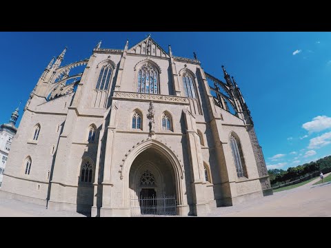 Vlog #4 - Bone Church, Kutnà Hora and The Pregnant Woman