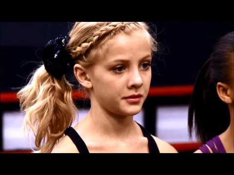 Dance Moms - Pyramid And Assignments (S2 E23)