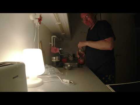 MongoTV_11245 - Del 2 - SPISER SKÅL SLIK MANDAG AFTEN