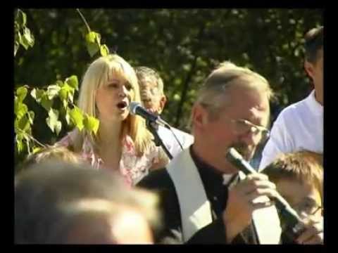 Preloški muzikanti & Polona Barič - Kraljica venca rožnega