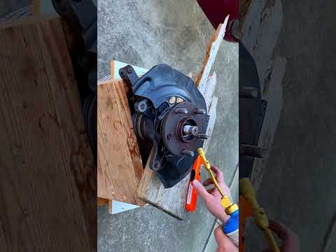 Removing a Stuck CV Axle From the Hub - Seized - IT_S OUT 80yr old tool for the win
