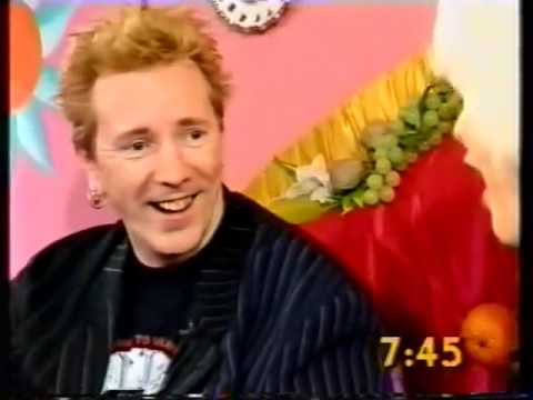 Paula Yates Interviews John Lydon  (The Big Breakfast)