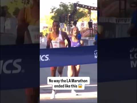 The ending of the LA Marathon was insane 😱#Running | #Sports | #Marathon | #LA