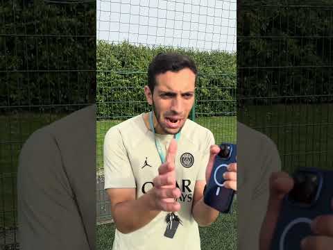 Mais il a pas 12 ans lui ? 😓