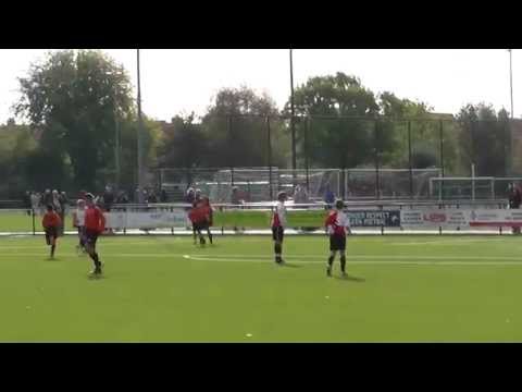18 okt 2014 PVCV D2 - VV De Meern D3 beker 5-3 Doelpunt Angelo, assist Andy, sorry slecht gefilmd