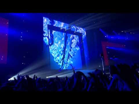 I AM HARDWELL @ Antwerpen - Intro [HD]