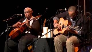 Madisen Ward and The Mama Bear - Silent Movies (eTown webisode #906)