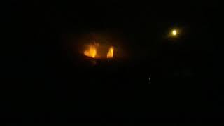 Le feu dicte encore sa loi au parc Lambaye, doit-on craindre un acte criminel?