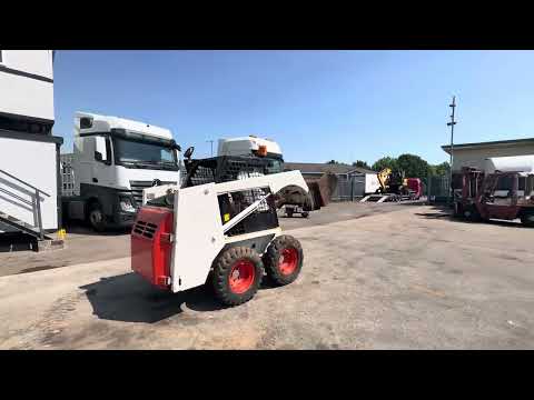 BOBCAT 641 SKID STEER LOADER LOW HOURS - Image 2