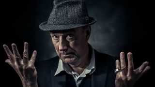 Fischer-Z - Just-A-Man (Official Single)