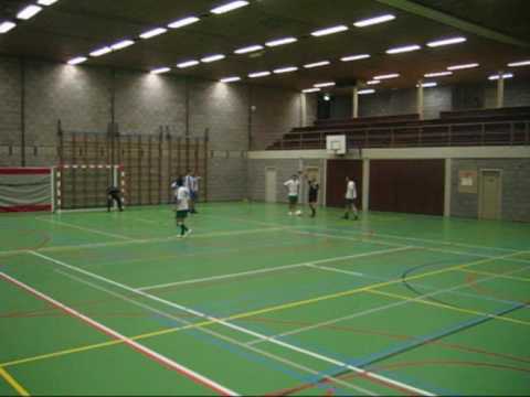 4. De Pluum 2 - Barbaros 1