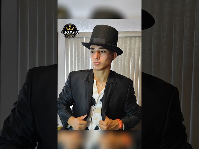 Vídeo relacionado con Siuwddee Sombrero De Mago,Gorro Plegable Para Comedia Y Cosplay - Sombrero De Copa De Mago Con Diseño Elegante,para Fiestas de Halloween, Teatro, Cosplay, Mujeres, Niños, Niñas, Jóvenes