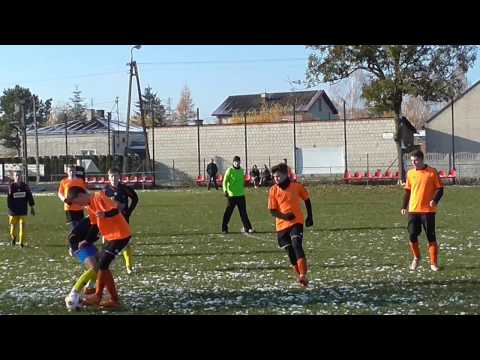 UKS IWICZNA 2002 - KS OŻAROWIANKA 2002 I połowa meczu