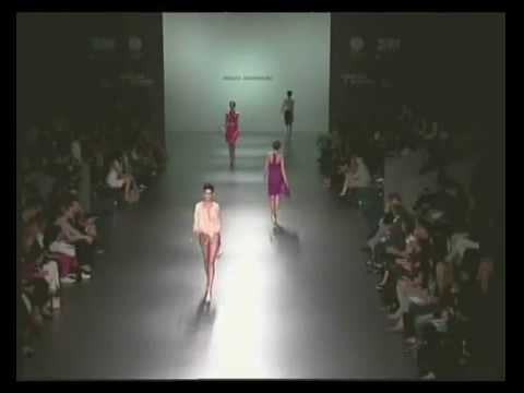 Cibeles Madrid Fashion Week pri ver 2010- Adolfo Domínguez.mp4