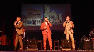 Ernie Haase &amp; Signature Sound sing A Soldier Fighting To Go Home