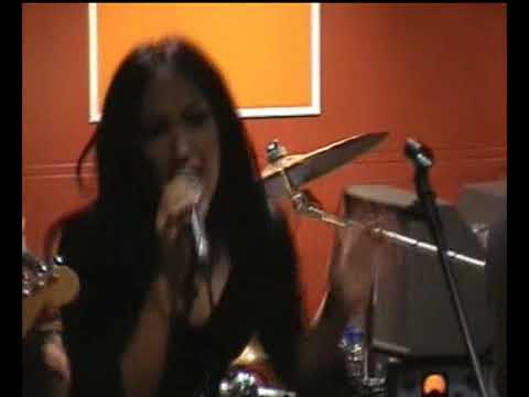 Forever Slave   Live at Fnac Club, Valencia