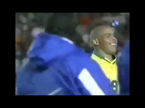 Ronaldo Luis Nazário (Brasil) - 29/06/1997 - Bolívia 1x3 Brasil - 1 gol