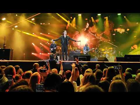 Parni Valjak i Dino Jelusić - Jesen u meni