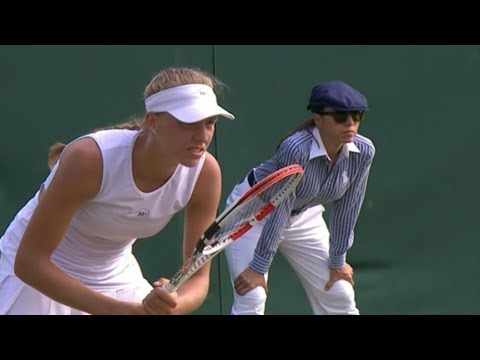 16-year-old Russian Alina Koreneeva defeats Moroccan talent Aya El Aouni in straight sets!