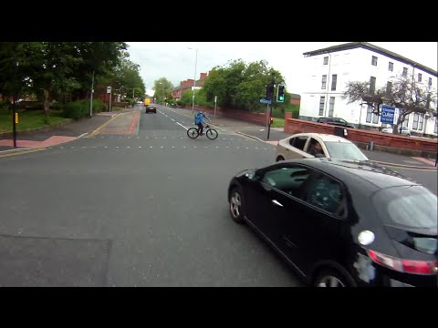 The reason why drivers hate cyclists...