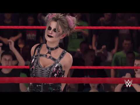 Becky Lynch vs. Alexa Bliss 2021 WWE 2K22