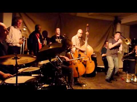 Brötzmann Chicago Tentet+1 @ Cafe Oto, London. 18.4.11