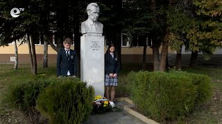 Езиковата гимназия в Хасково чества патронния си празник