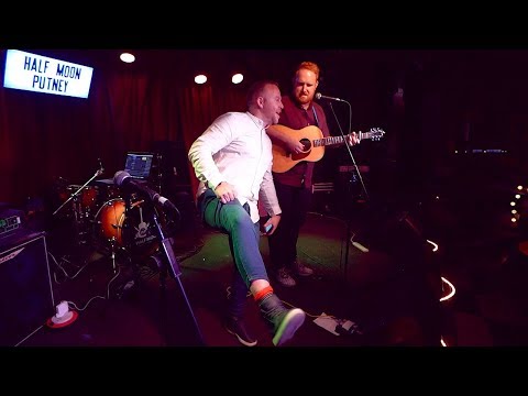 Music Makers Festival 2018 - Gavin James & Declan Greene - Dancing In The Dark (Bruce Springsteen)