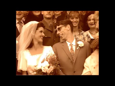 Nick Lowe - I Knew The Bride (When She Used to Rock and Roll) (SUPERSCALED TO 4K) 🇬🇧