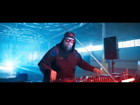 I Found a Detroit Warehouse and Played Insane Set