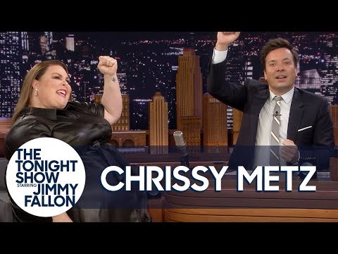 Chrissy Metz and Jimmy Improvise a This Is Us Theme Song