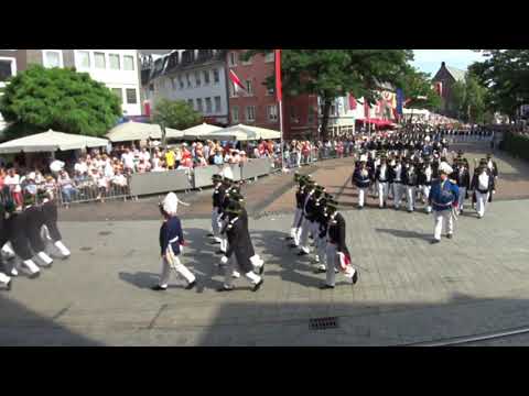 Schützenfest 2019 Neuss.Die ersten 85 Minuten der gößten Königsparade.  Berichtigte Version