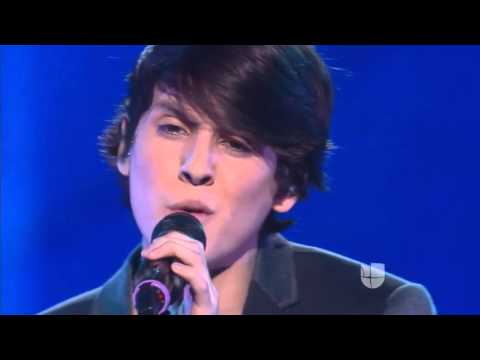 Christopher Velez Sings Viveme by Laura Pausini  La Banda Live Shows 2015