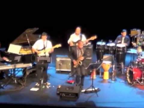 Freddie Burgos Live-Bomba Irregular