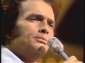 Merle Haggard  Holding Things Together