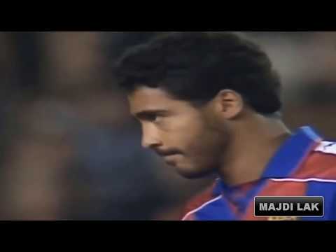 الماكر روماريو • السحر و المتعة كروية •