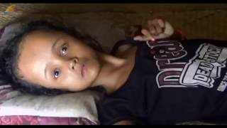 Download lagu LATIFAH GADIS 17 TAHUN TERBARING LEMAH MENAHAN SAKIT KARENA KETERBATASAN BIAYA mp3