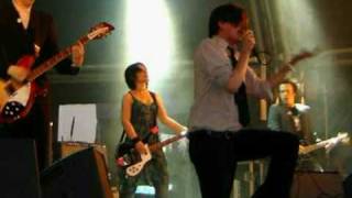 Art Brut - Pump Up The Volume