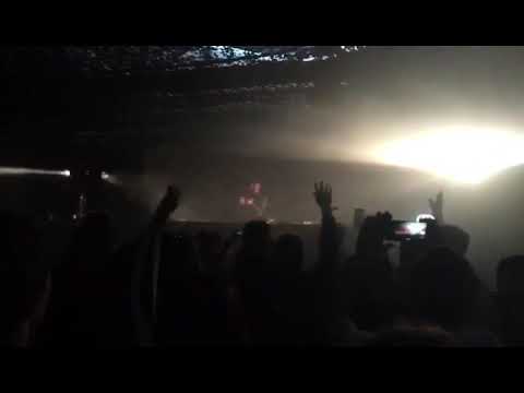 Archie Hamilton plays “Rhoowax, Iglesias - Keep On Dancin” @ Tobacco Dock (London)