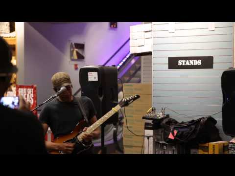 Greg Howe Performs Kick It All Over At Guitar Center