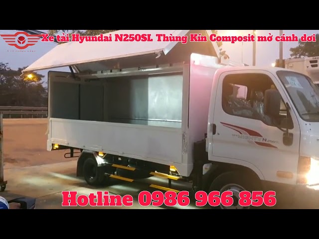 Xe tải Hyundai New Mighty N250SL Thùng Kín Composite mở bửng