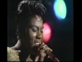 DEE DEE WARWICK - GIRLS NEED LOVE (BITTER END SHOW)