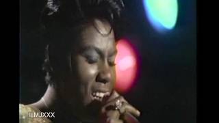 DEE DEE WARWICK - GIRLS NEED LOVE (BITTER END SHOW)