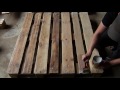 Bar selber bauen - Wie aus Holzpaletten eine Bar wird