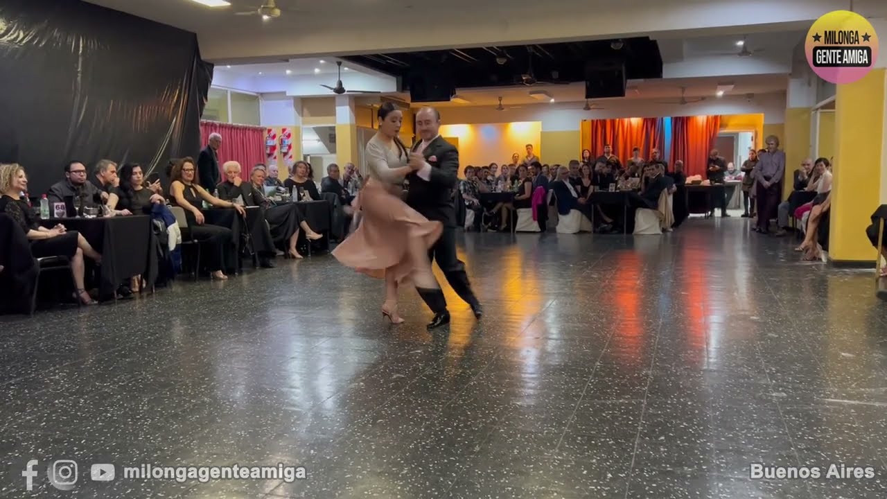 Ariel Manzanares y Aldana Figueroa - Milonga Gente Amiga - 02/JUL/2023 (2/3)