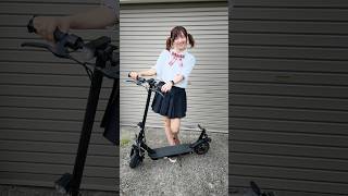 おじさんから逃げるために電動キックボードを使ってる【eXs1TKG 】
