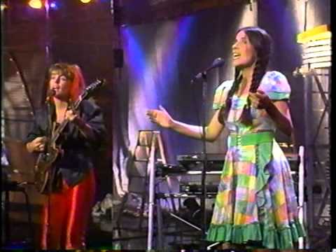 The Roches "Big Nuthin'"