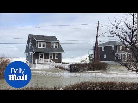 Nor'easter brings coastal flooding to Scituate, Massachusetts - Daily Mail